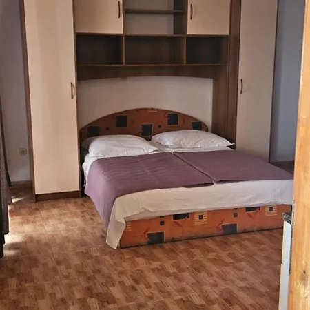 公寓 Milena-miki 马卡尔斯卡