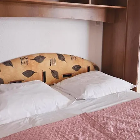 Milena-miki 公寓 马卡尔斯卡